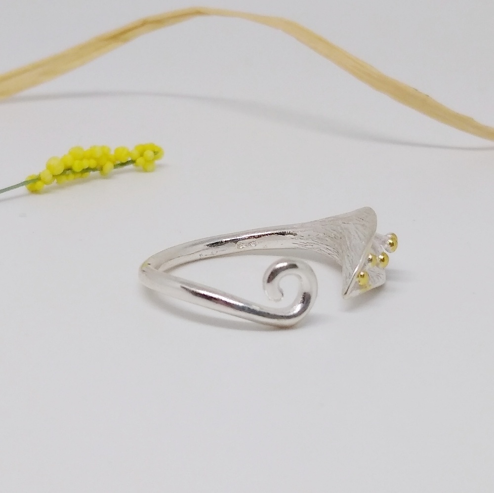 925 Sterling Silver Lily Flower Open Ring - Picture 4 of 5
